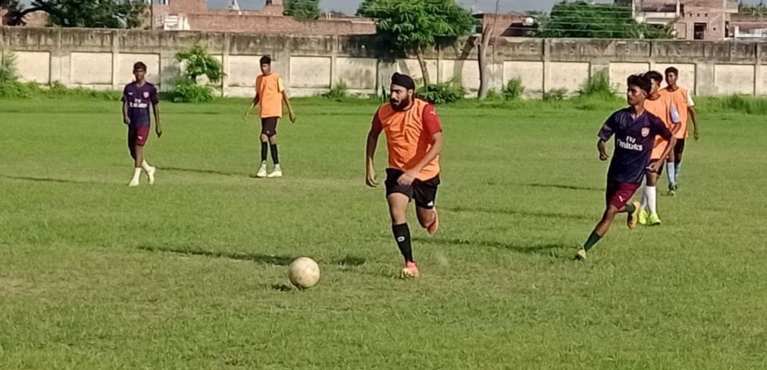 Royal Club won, defeated Sports Stadium 3-0