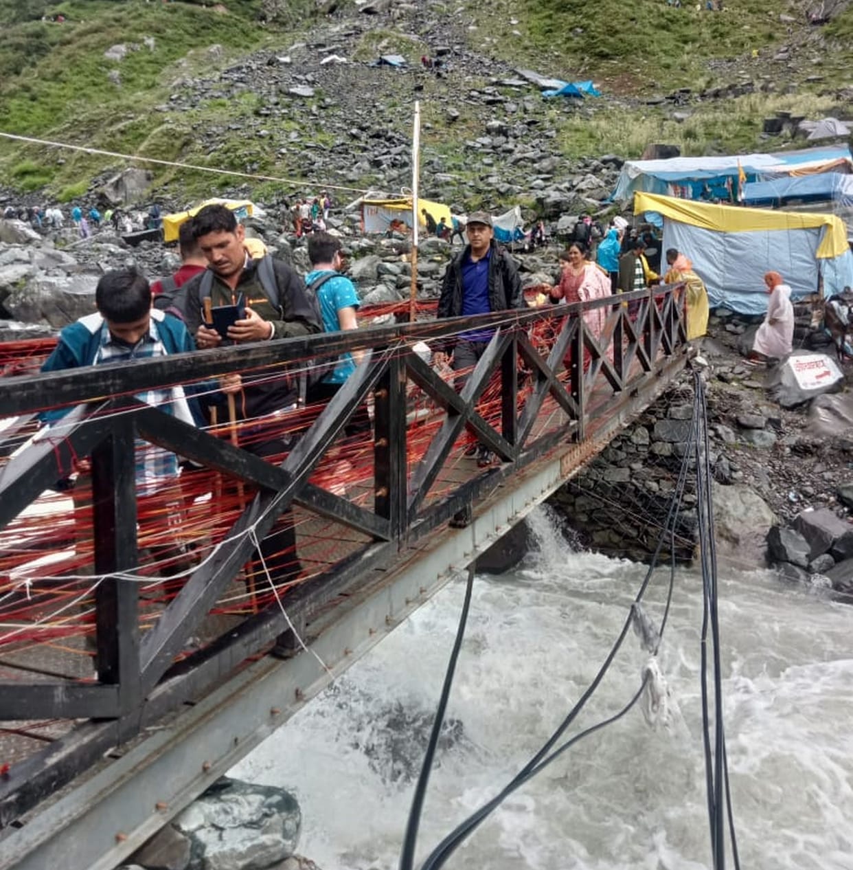 Rain stopped the steps of Manimahesh passengers