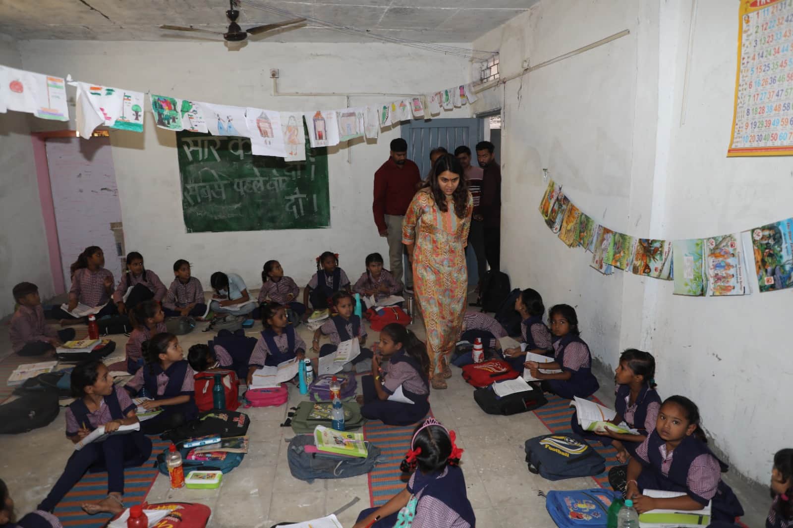 कलेक्टर ने किया विभिन्न क्षेत्रों का निरीक्षण।