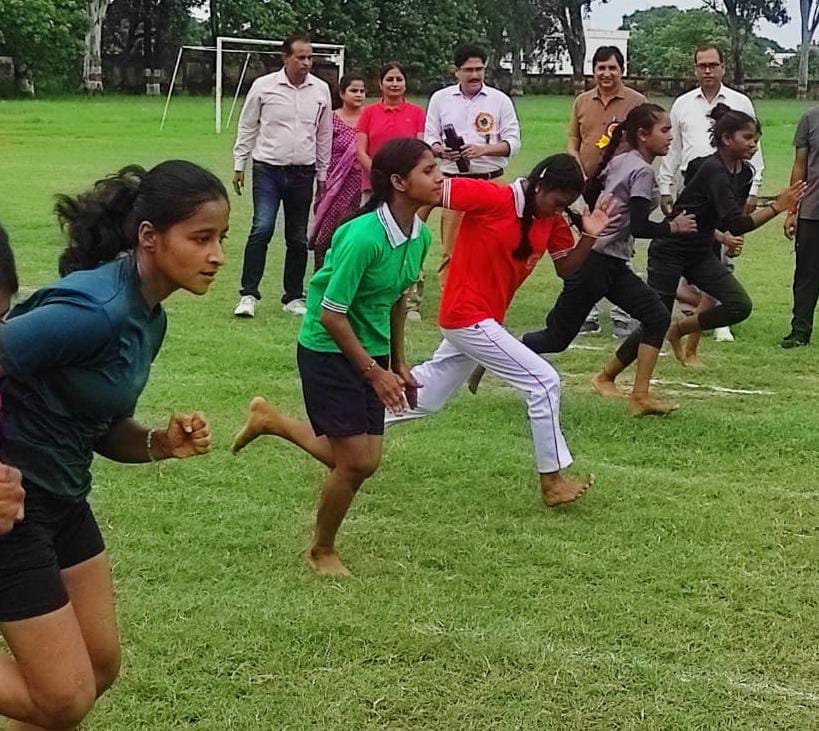 Rohit topped in a hundred meter race