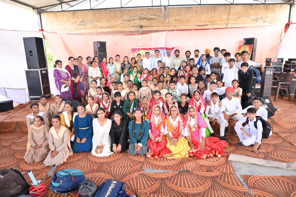 Children showed their talent in block level cultural fest