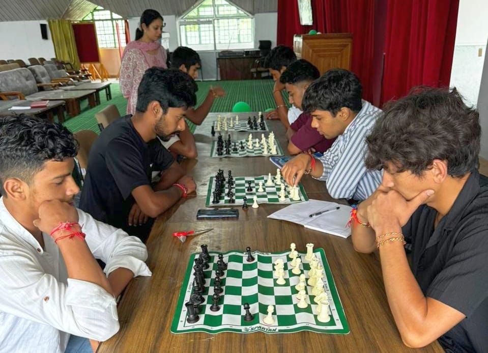 Naveen-Anamika winner in checkmate