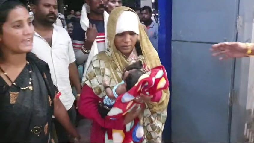 Damoh Police recovered the newborn baby girl stolen from the district hospital late at night