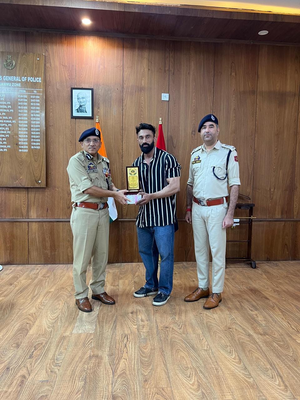 ADGP Honored the Body Builder Constable Sandeep