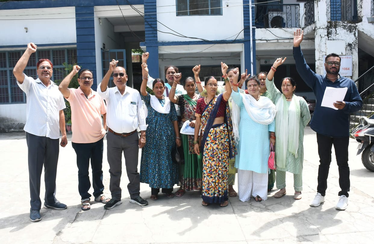 EE of water institute surrounded on drinking water crisis