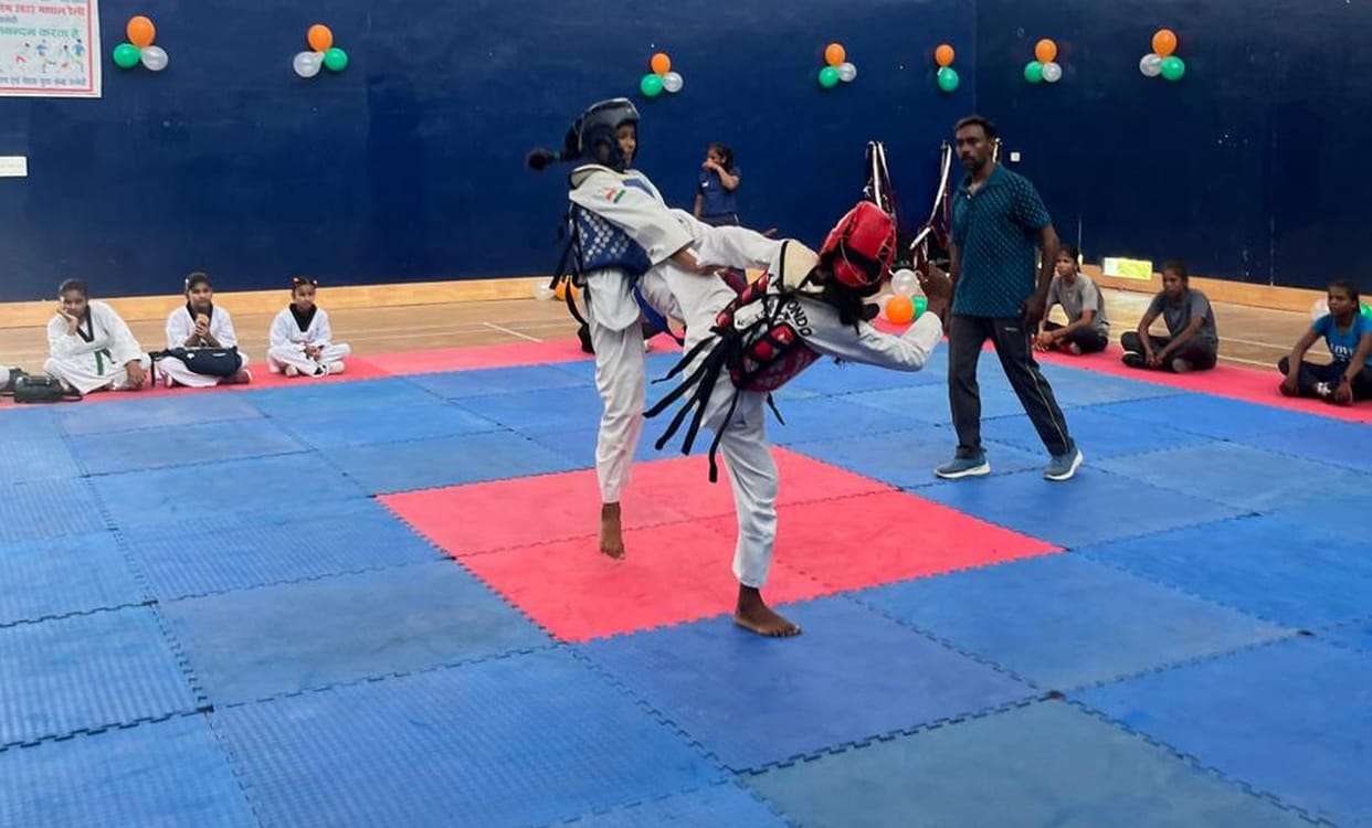 Diksha, Sneha Pankaj, Aanchal stood first in Taekwondo competition