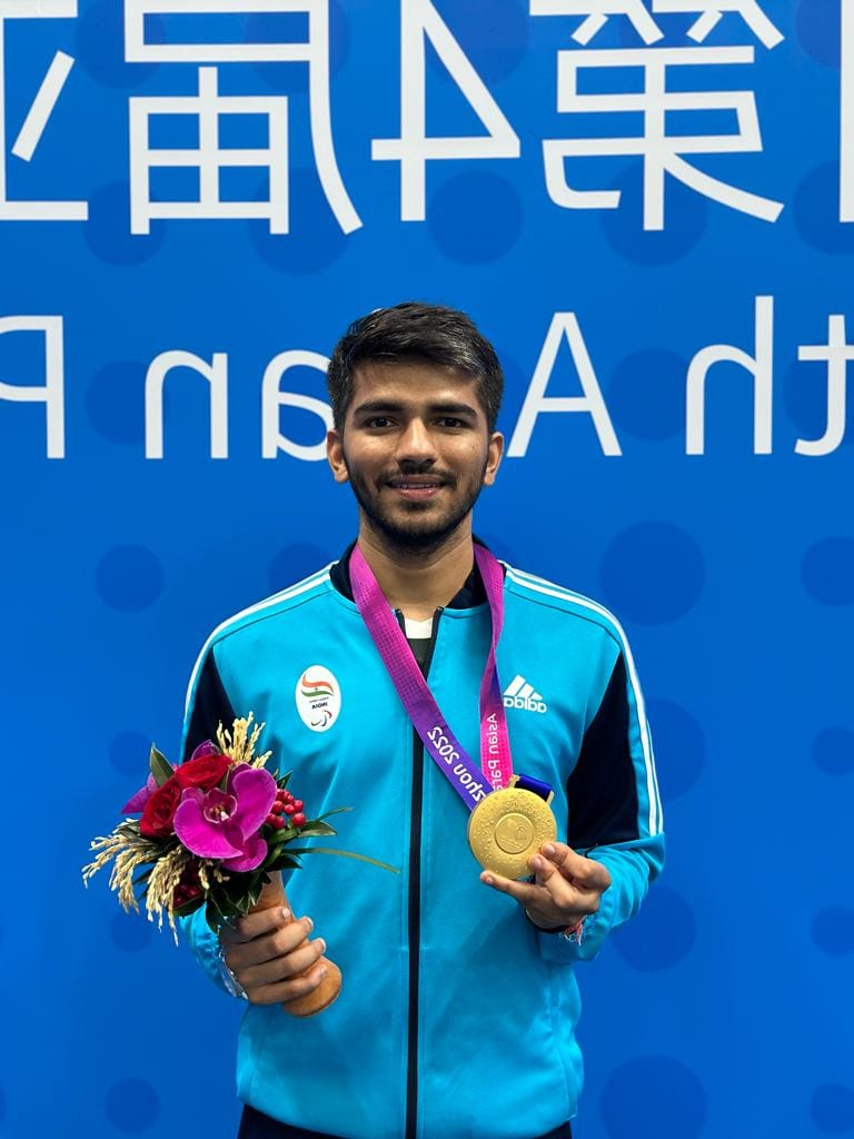 Tarun Dhillon competes with gold medalist at Tokyo Paralympics