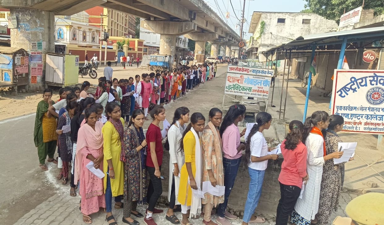 Constable Recruitment Examination: Glimpse of result seen in glowing faces