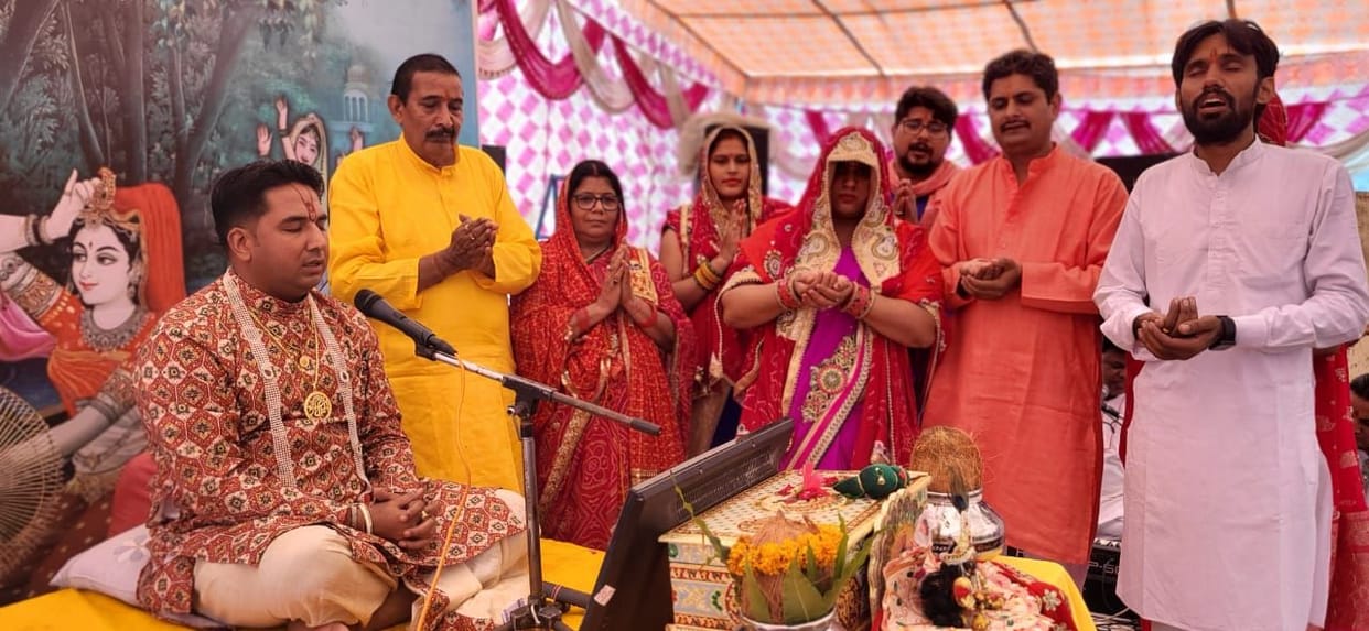 Shrimad Bhagwat is the form of real Narayan: Bajrang Shastri