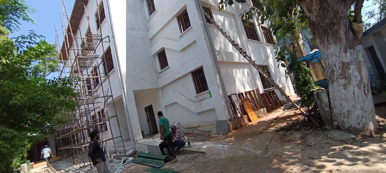 science lab of moginand school