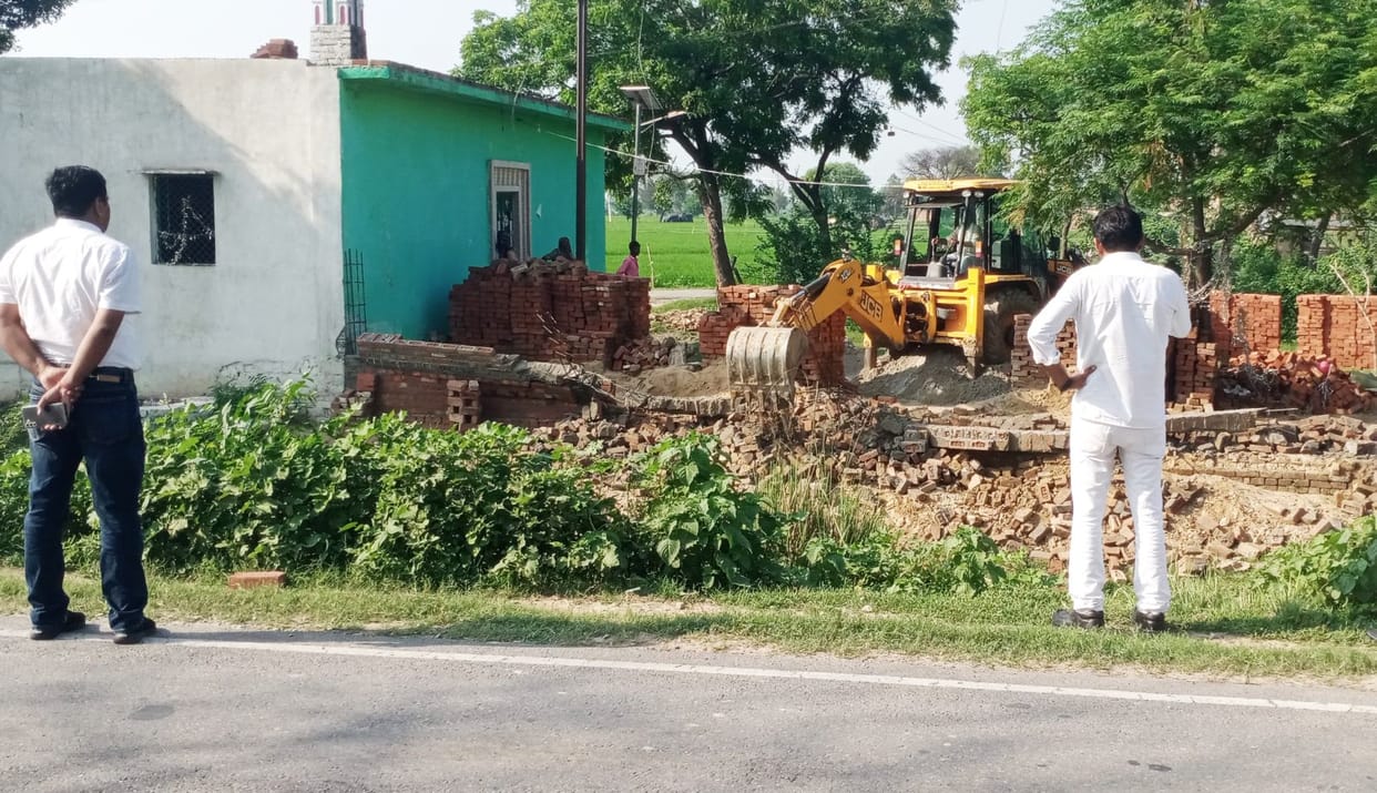 Illegal madrasa under construction demolished