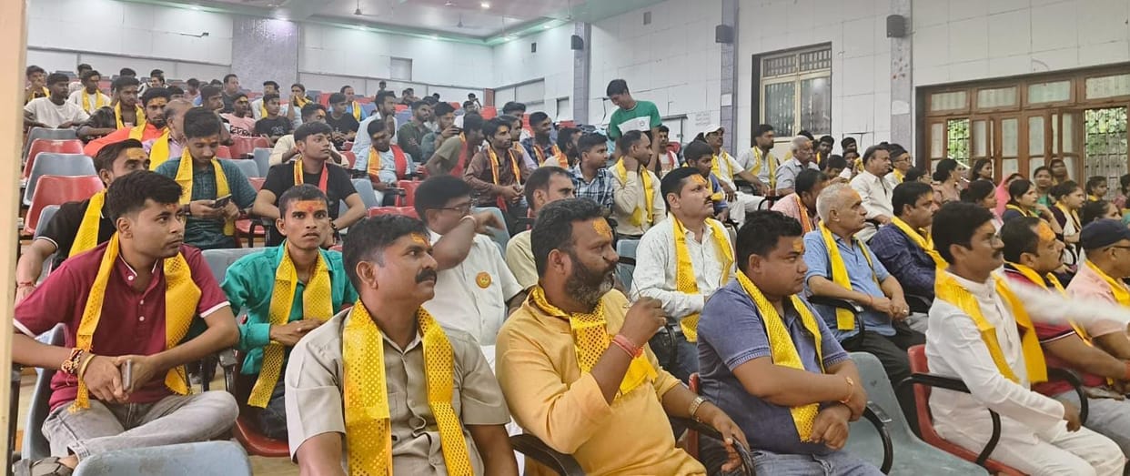 If Hindu society stays united then it will be safe: Rakesh