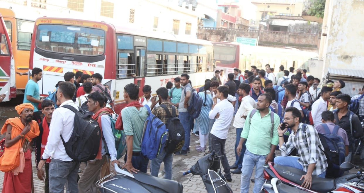 Bus-train all full... candidates remained helpless