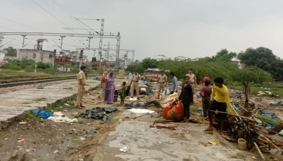 RPF removed illegal encroachment