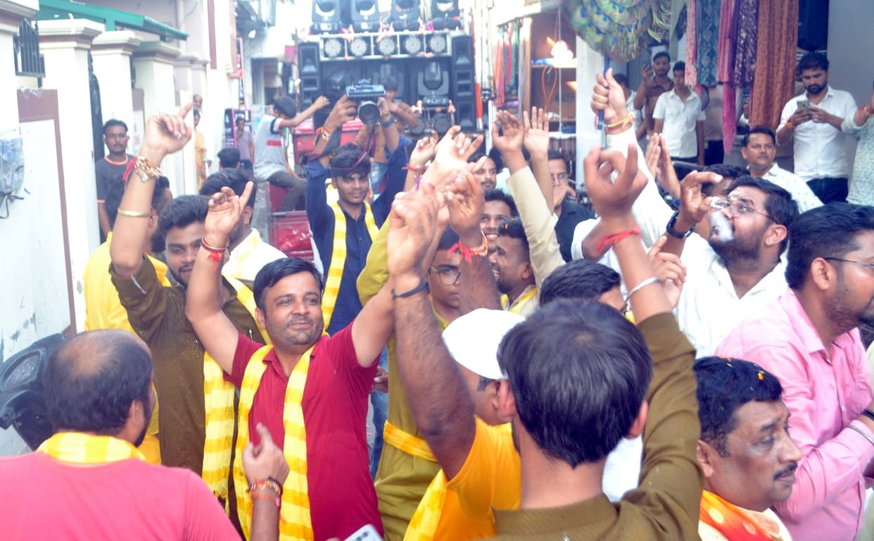 Banke Bihari's palanquin procession taken out with reverence