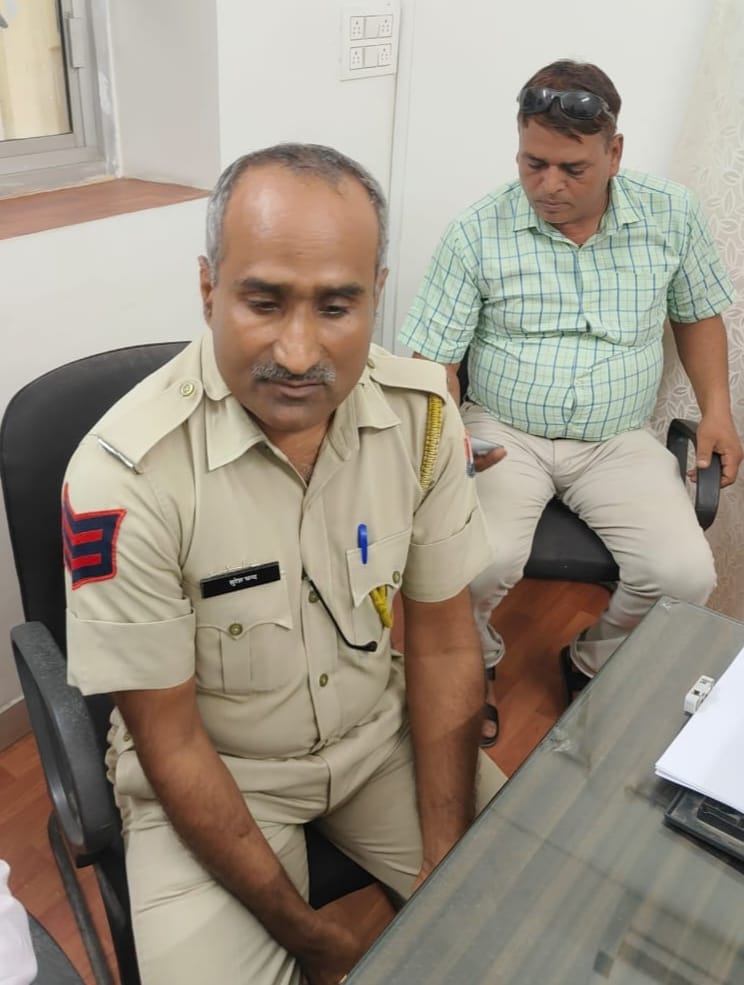 Ajmer News: ACB arrested head constable taking bribe of ten thousand rupees