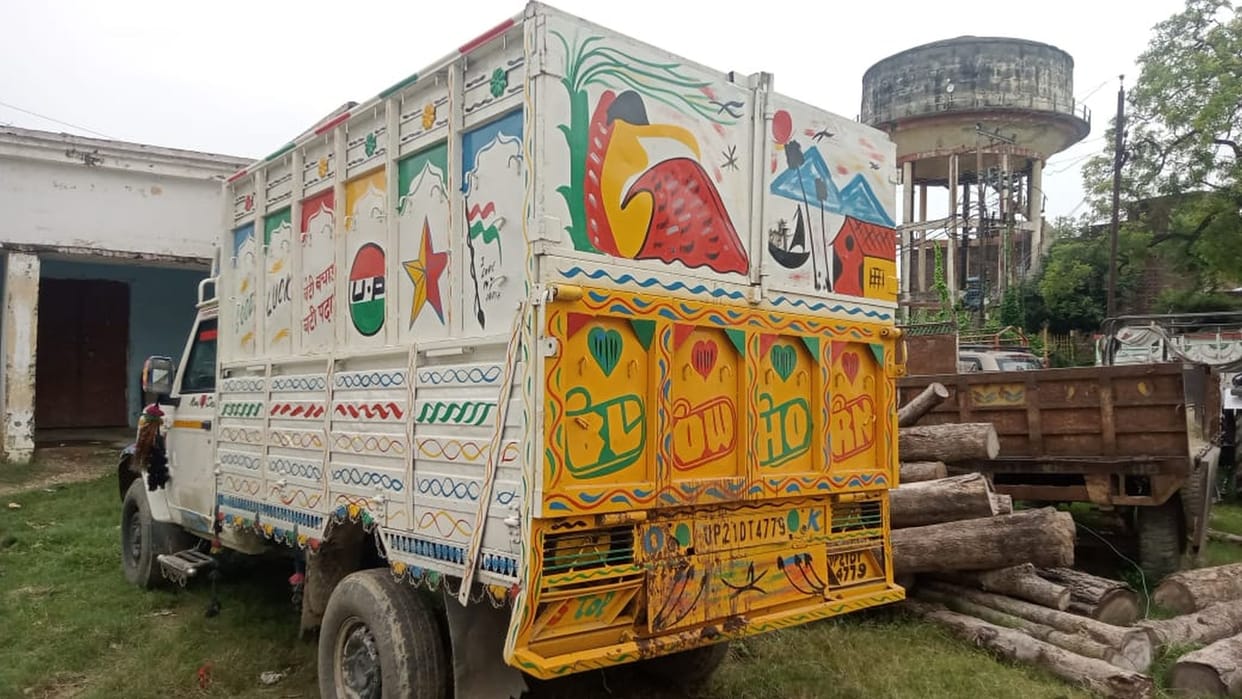 Cow smugglers attacked police team, constable injured