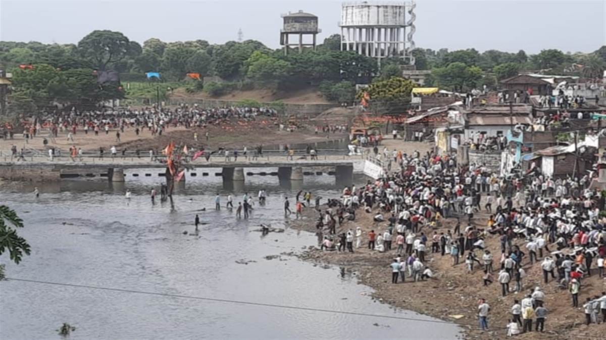 गोटमार मेले की तैयारी