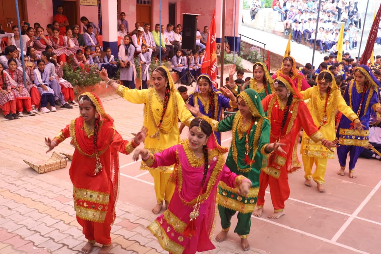 Amrah defeated Nalti School in Kabaddi