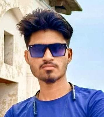 Bike riding youth returning from police recruitment exam dies in accident