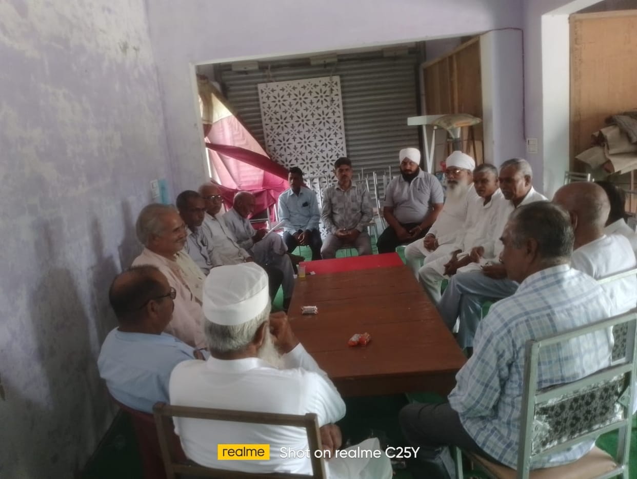 Protested to free Mudia Road from encroachment
