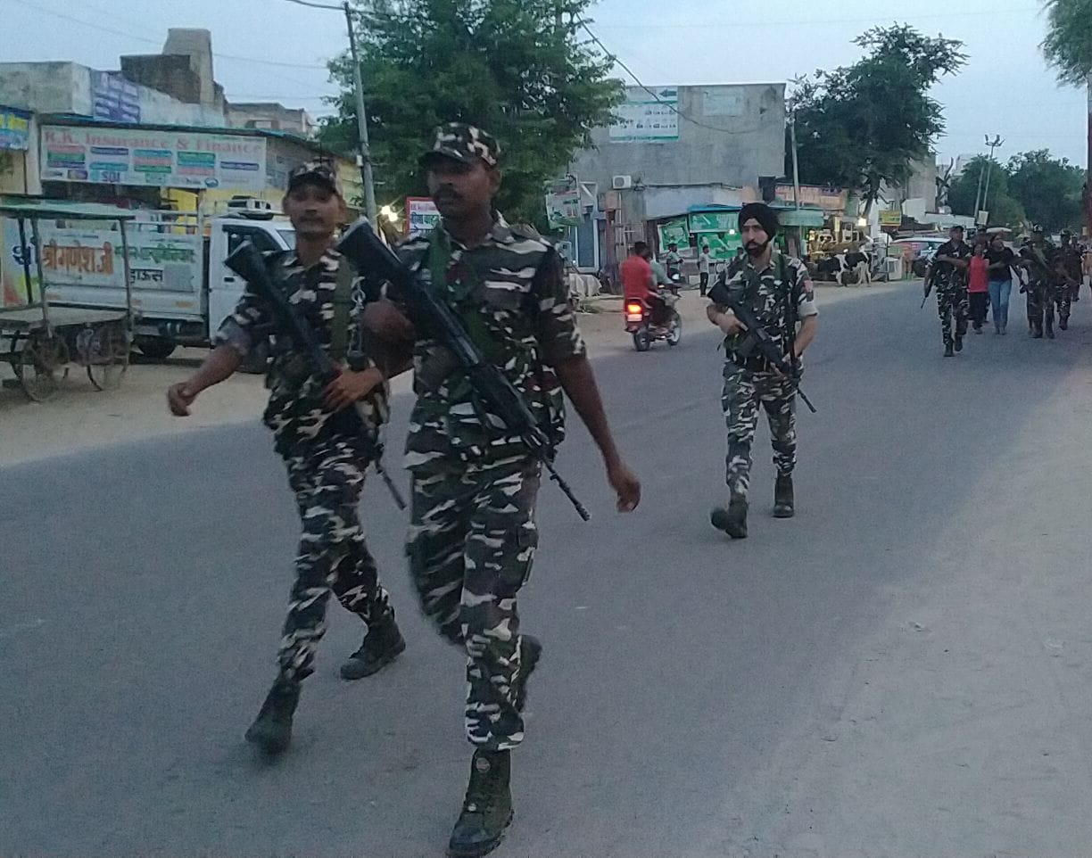 Loharu police conducted a flag march and gave the message of maintaining peace