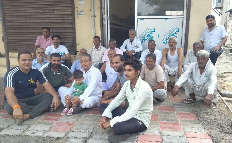 People of 11 villages raised the demand to improve the dilapidated condition of the power house.