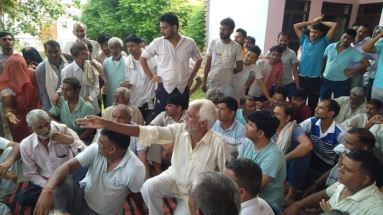 Villagers held Panchayat for not getting ration on time