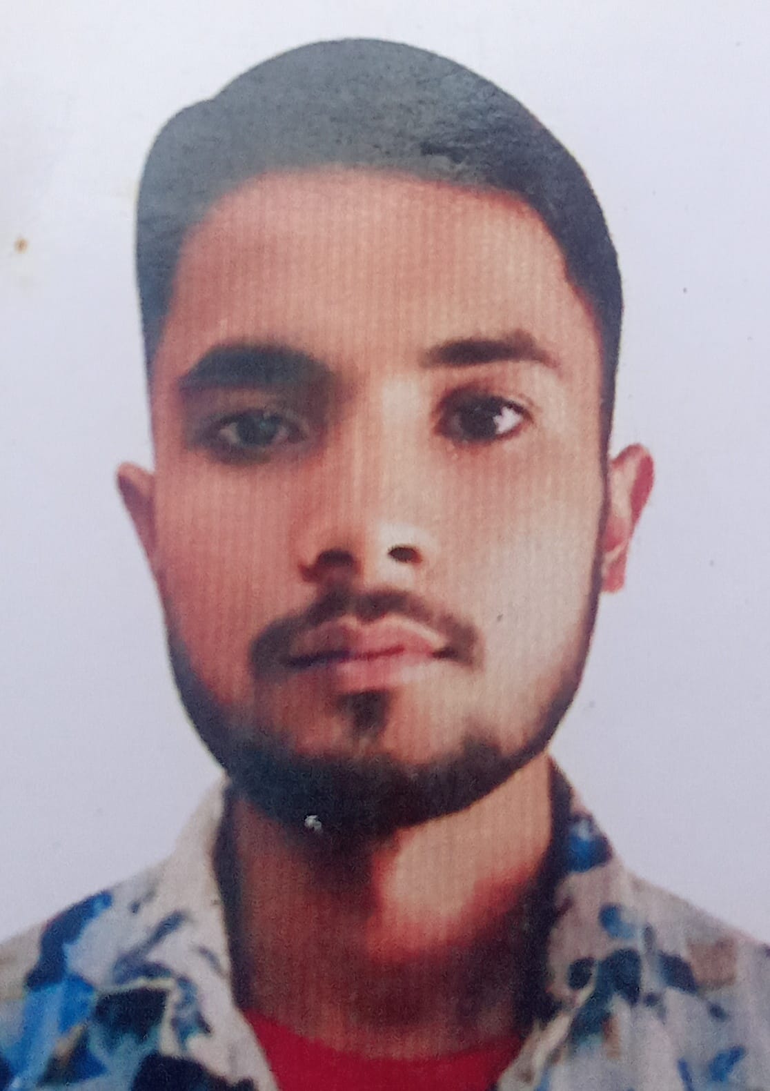 The skeleton of a youth missing for one and a half months was found in the field.