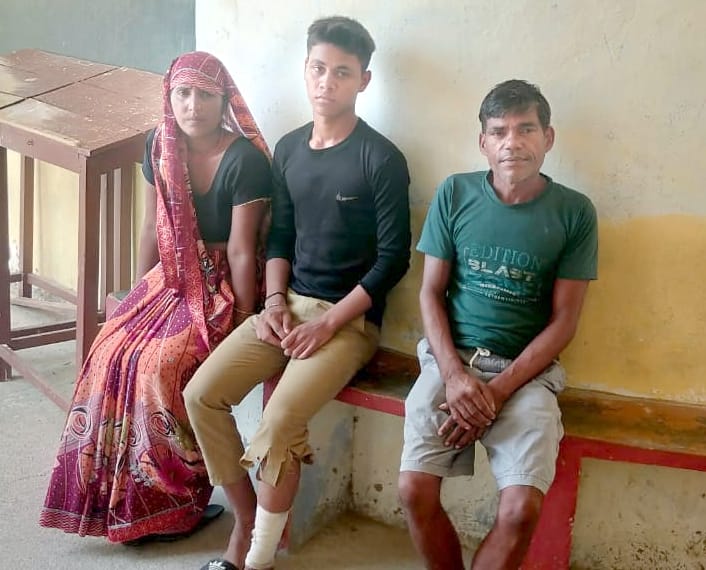 Tenth class student attacked by leopard, injured