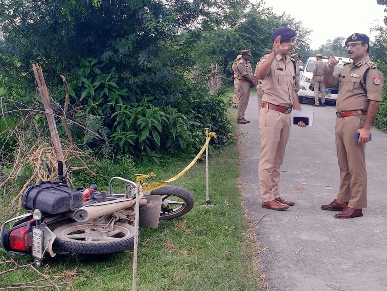Bullion businessman shot, bag full of jewelery looted