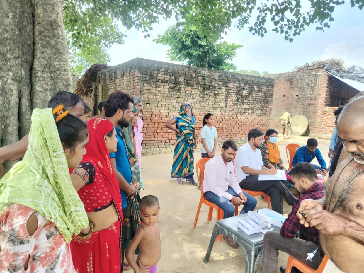 Outbreak of fever in many villages of CHC Bijua, Mitauli and Mohammadi