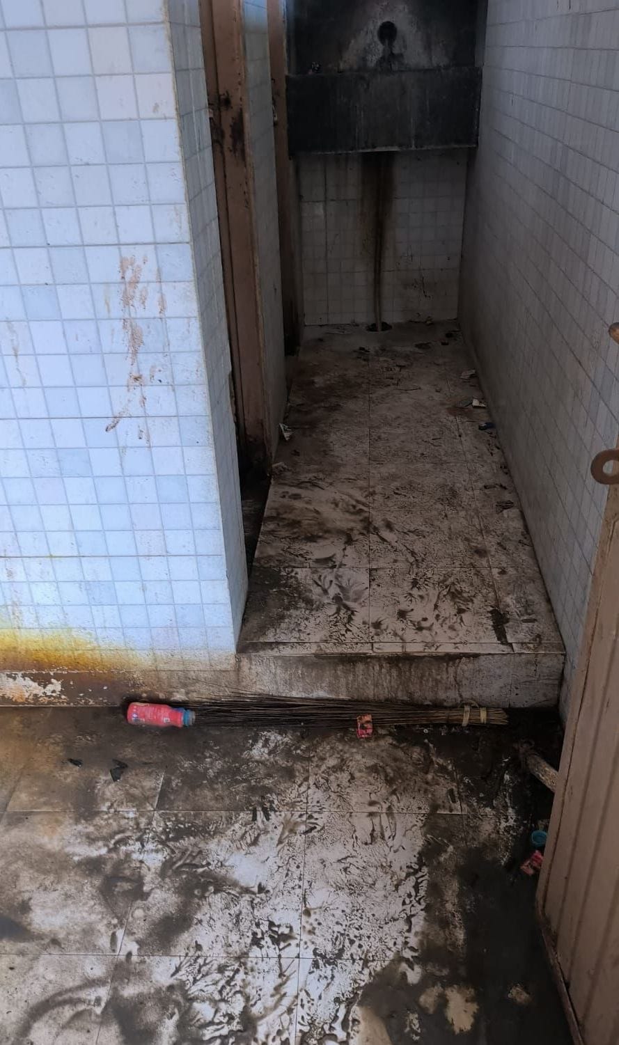 built in crescent market

poor condition of toilets
