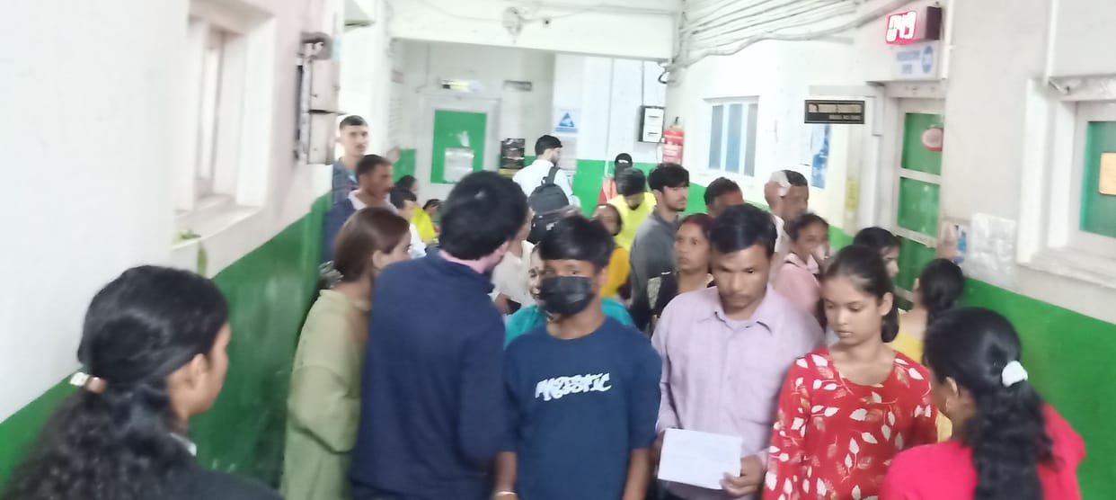 Dengue and scrub typhus in hospitals

patients coming with symptoms