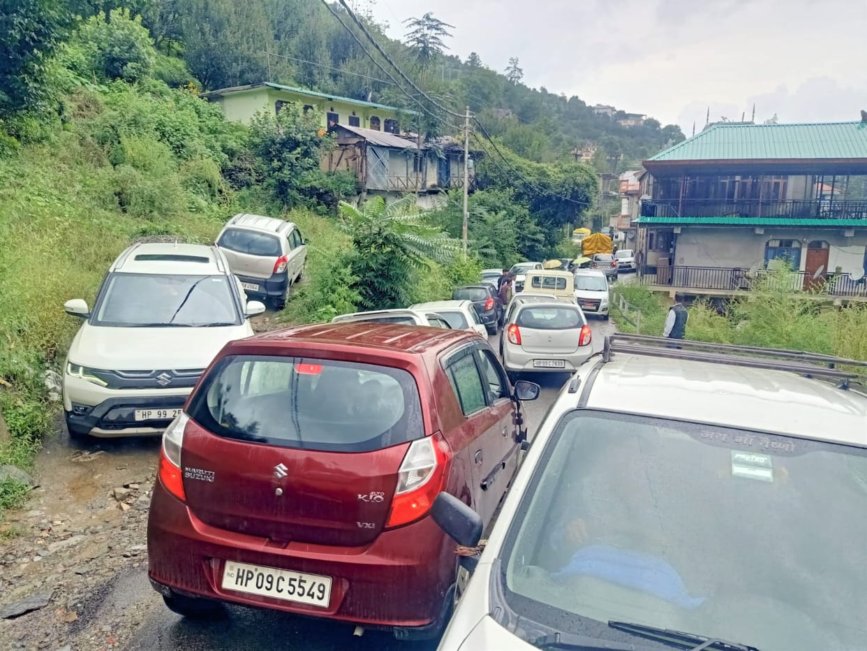 Jam in Kotkhai market, people worried