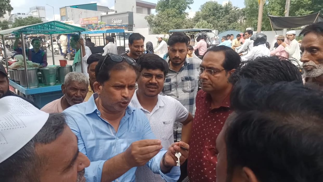 Opposition to installation of smart meters, uproar