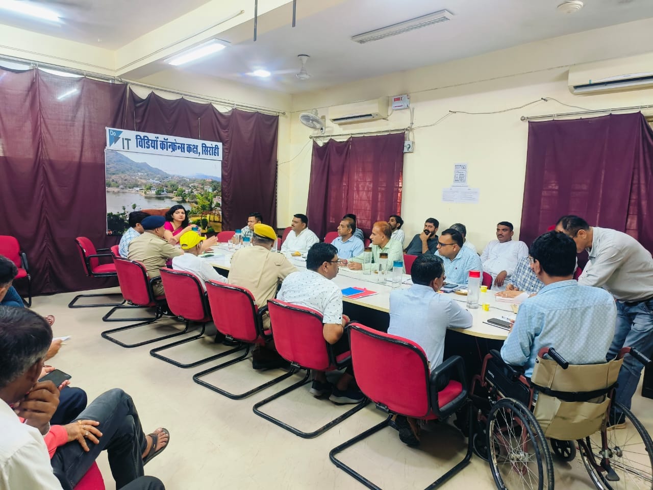 तैयारियों एवं व्यवस्था को लेकर बैठ