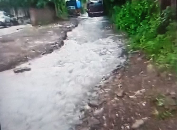 Road water entered Jharmajri's cosmetic company