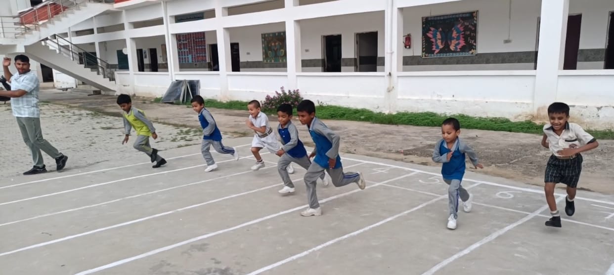 Talent shown in toffee race competition