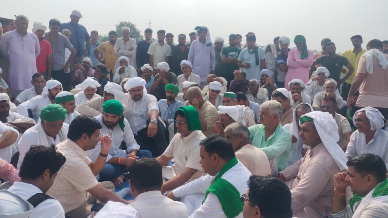 Farmers stopped work on Delhi-Dehradun highway, ruckus