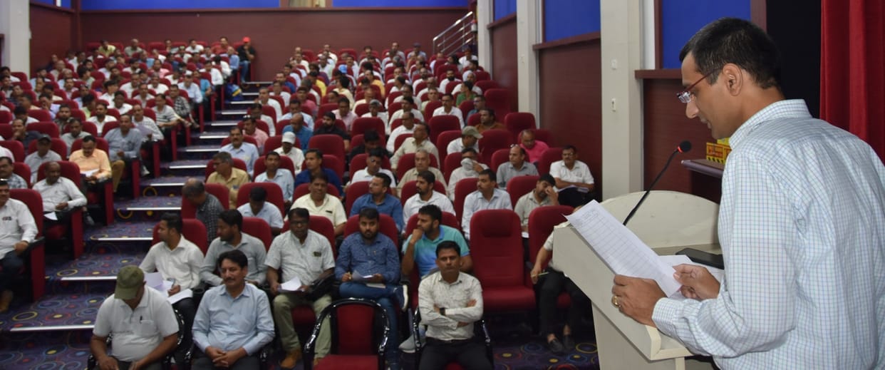 Told the details of EVM and VVPAT