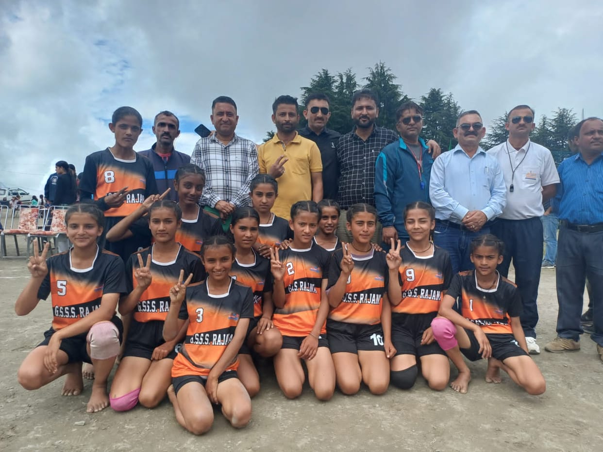 seven girls will participated in district kho-kho pratiyogita