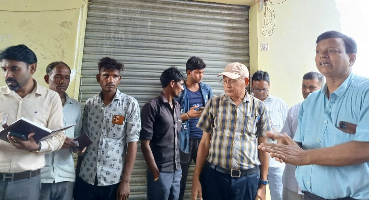 There are more than 600 quacks in the district, the health department is getting overwhelmed