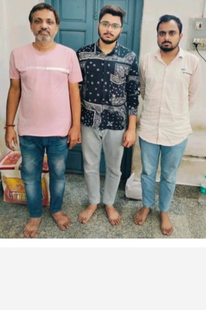 पुलिस की गिरफ्त में आरोपी