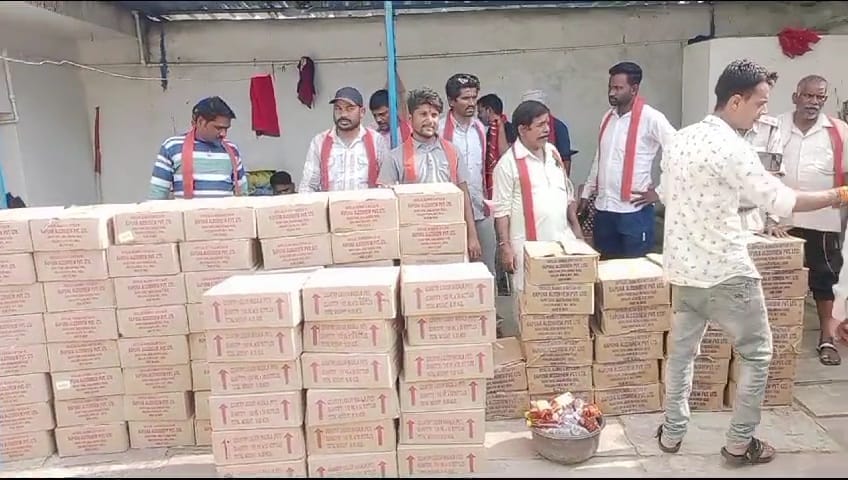 Damoh Police caught 98 boxes of illegal liquor in Kudai village, case registered against the accused