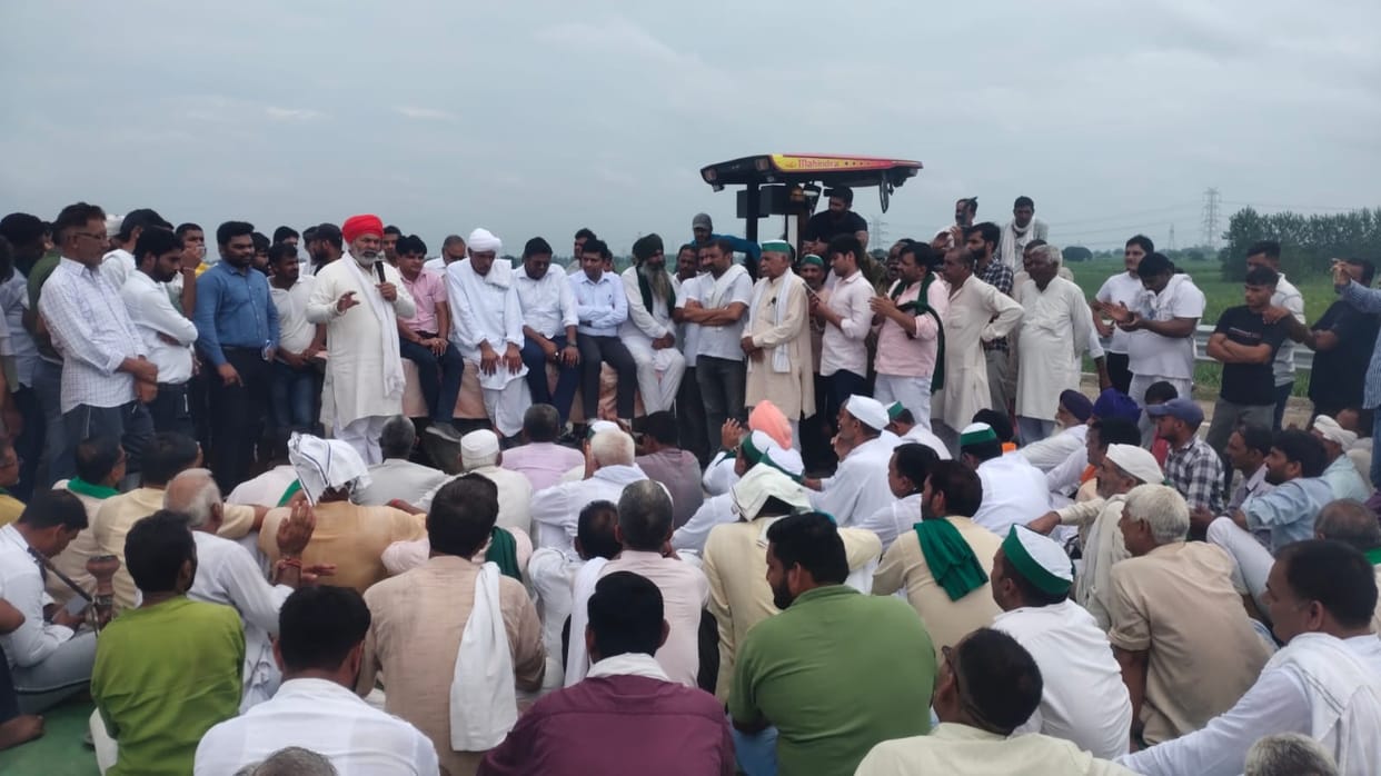 Indefinite strike of farmers begins on Delhi-Dehradun highway