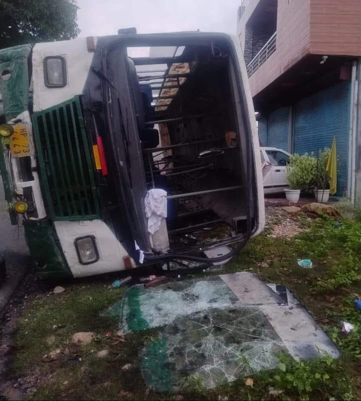 HRTC bus overturns on the road in Mamun Cantt, Pathankot, passenger dies