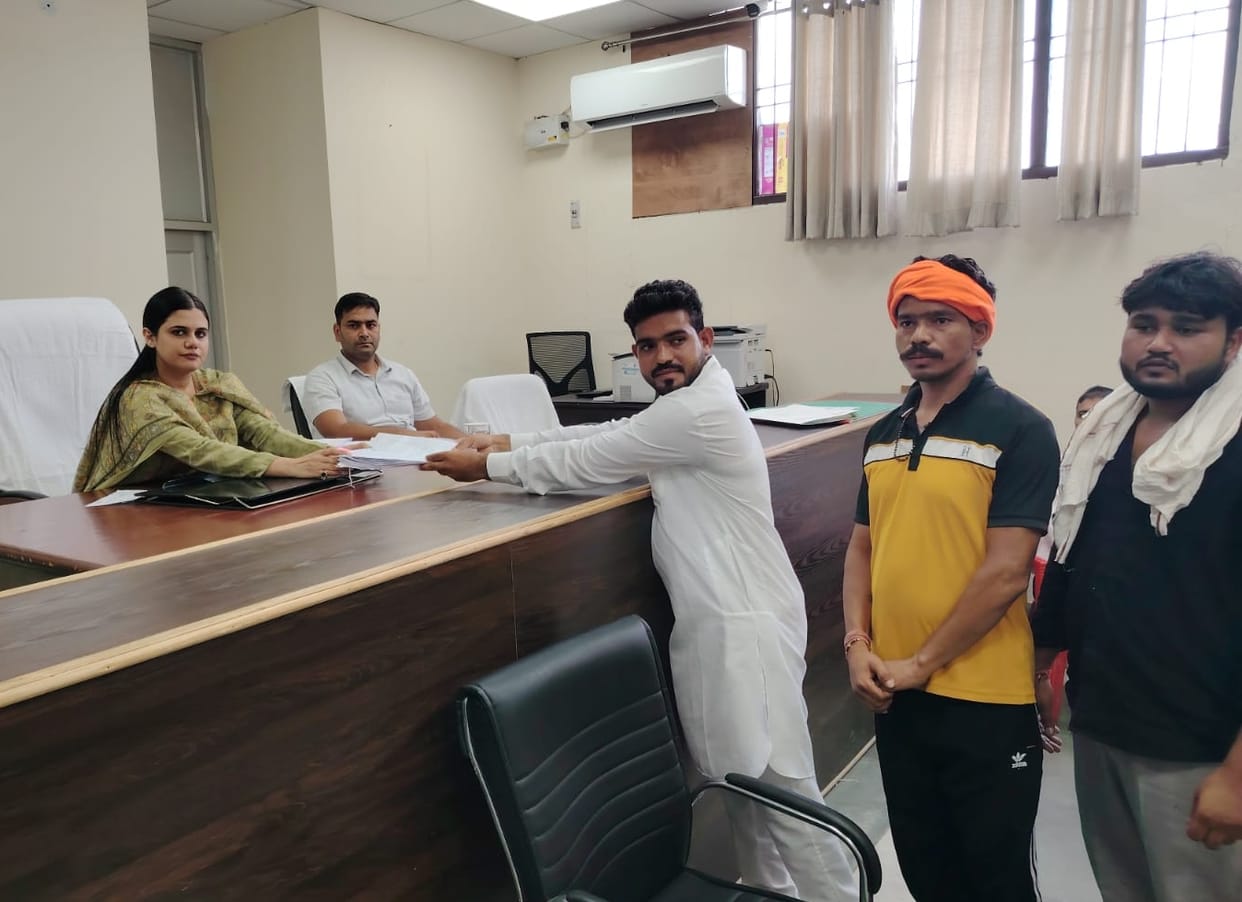 Nomination process: Four candidates submitted nominations in two days
