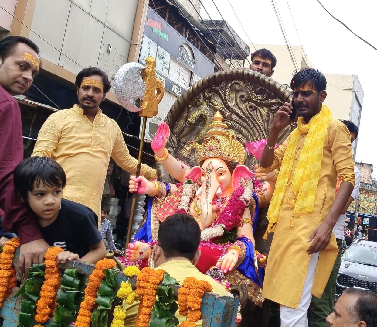 Gajanan came to every house, slogans of Vignaharta echoed