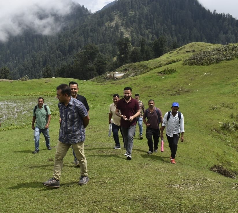 Explored possibilities of paragliding and cycling in Khabbi Dhar